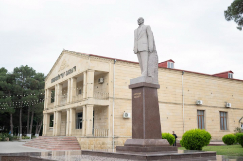 Nazir Məcnun Məmmədov Şabranda vətəndaşlarla görüşüb
